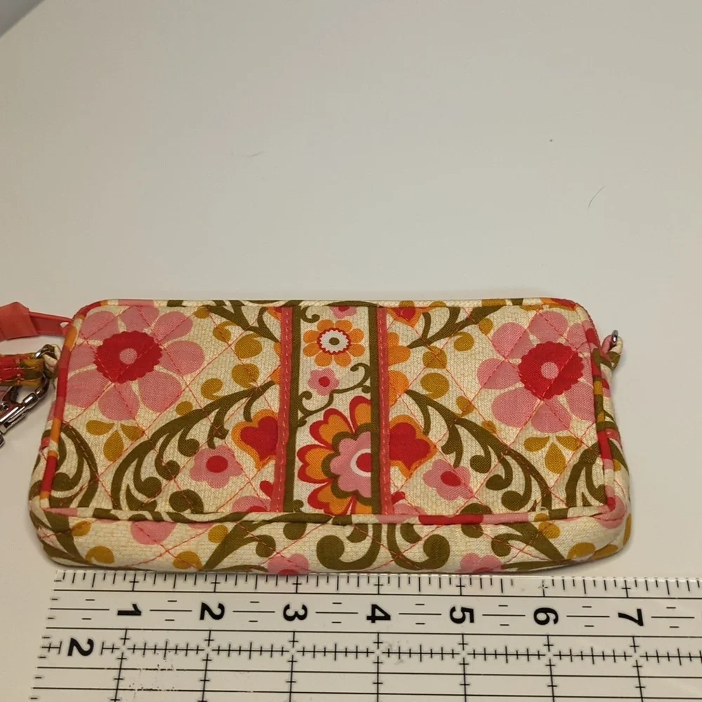 Vera Bradley Wristlet Folkloric 2011
